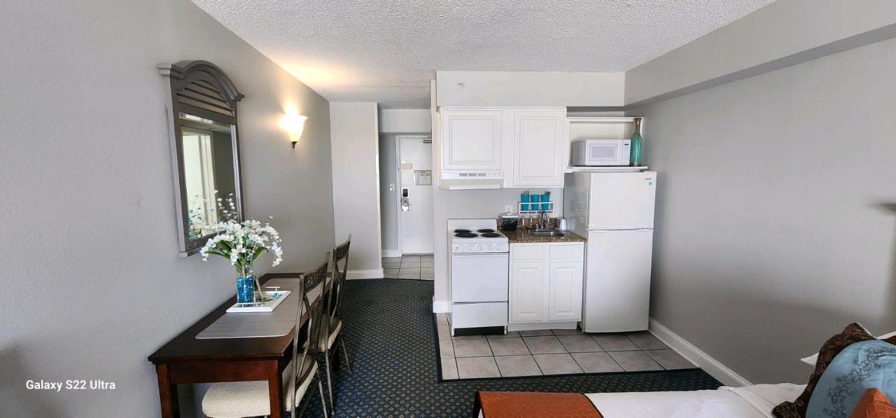 Oceanfront Efficiency T508 Apartment Myrtle Beach