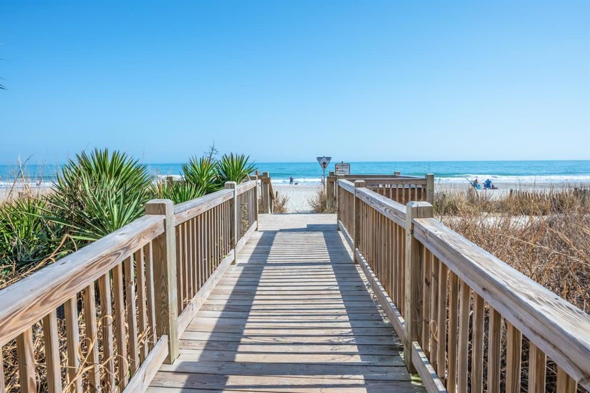 Oceanfront Efficiency T508 Apartment